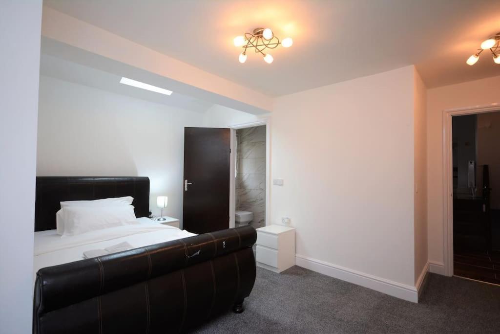 Lovely 4Bedroom Apartment London Londres Exterior foto