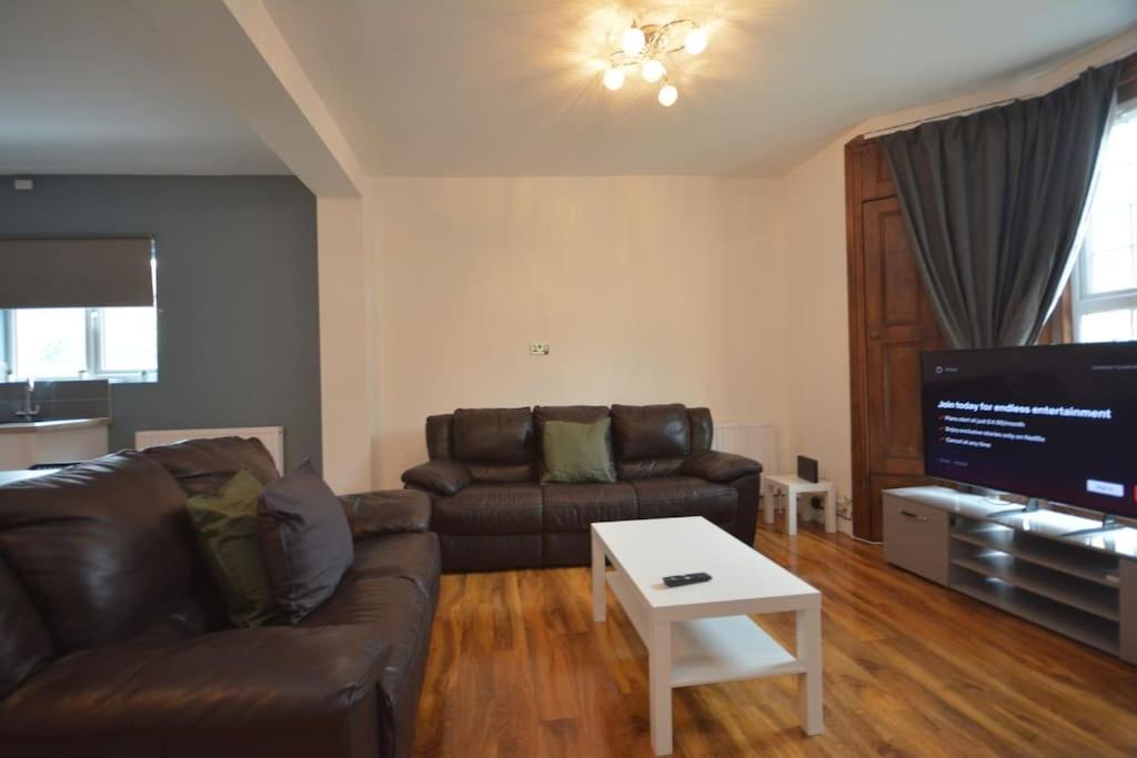 Lovely 4Bedroom Apartment London Londres Exterior foto